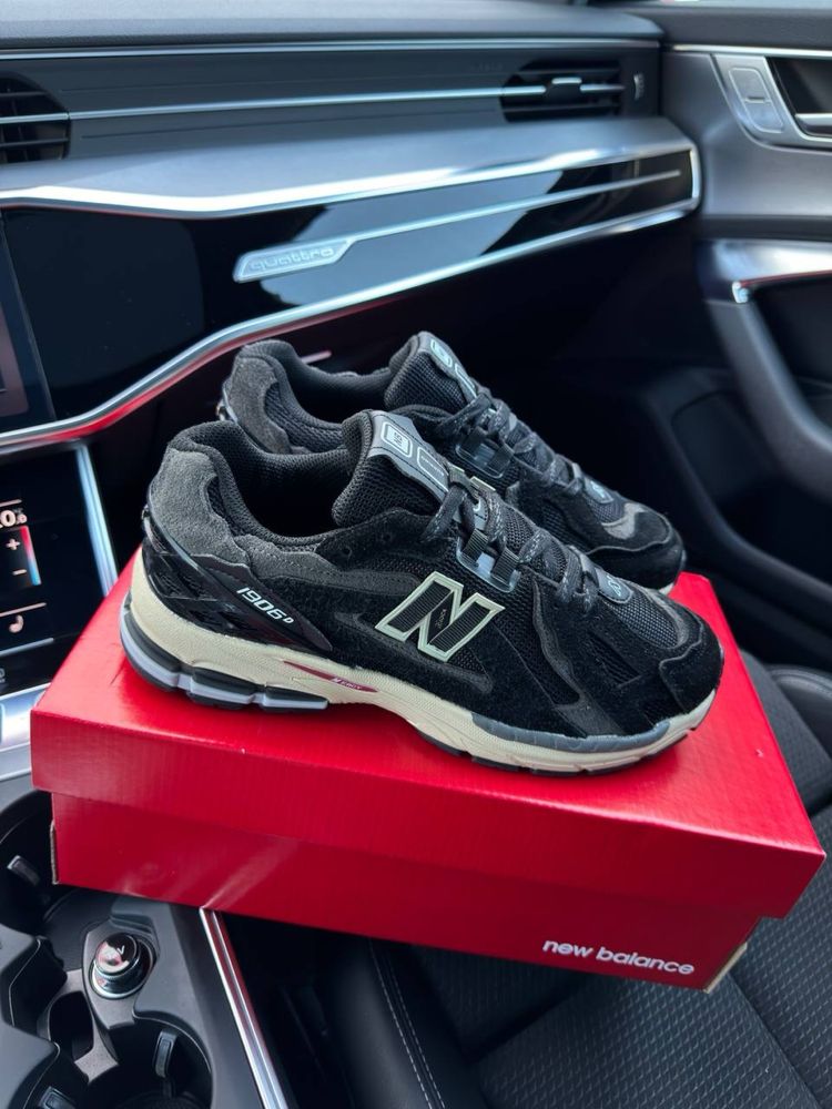 Чоловічі кросівки New Balance 1906D Protection Pack Black