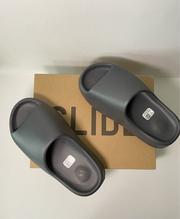 Adidas YEZZY SLIDE Slate Grey