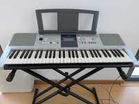 Teclado / piano eletrônico YAMAHA PSR E323 - Excelente Estado