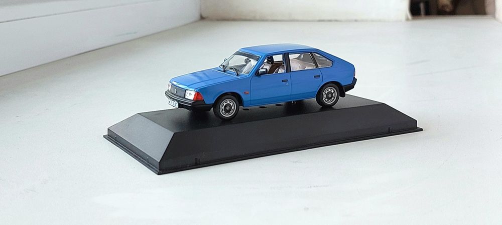 Модели москвичей1:43,ручная работа