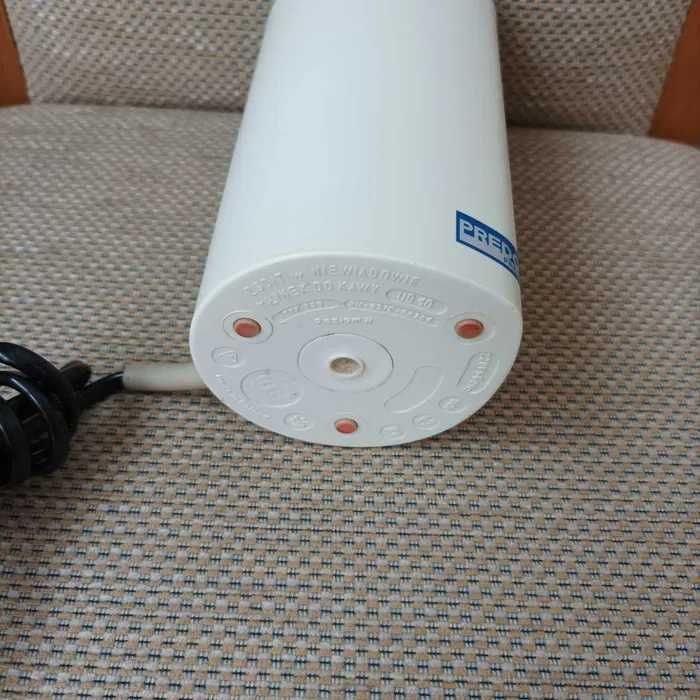 Udarowy młynek do kawy Predom Niewiadów UD 40 typ 630 z PRL-u