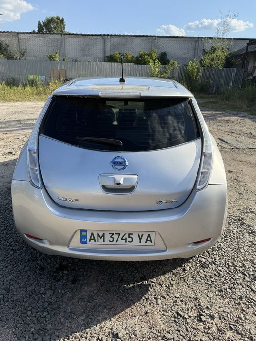 Нісан Ліф Nissan Leaf в гарному стані від власника