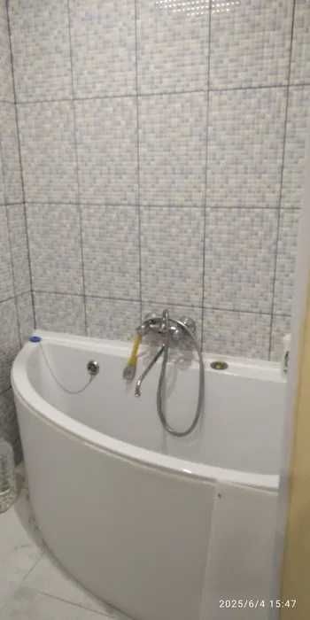 Продам 1кім кв в ЦЕНТРІ з якісним ремонтом Цегла