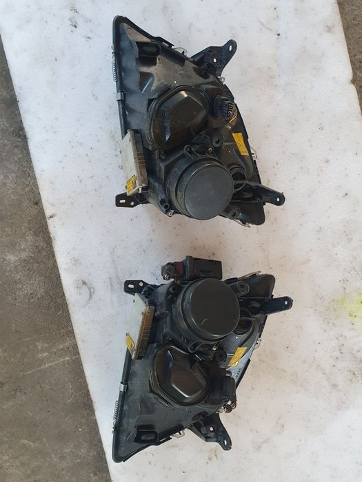 Lampa lampy przód Opel Signum Vectra c Xenon Europejskie jak nowe