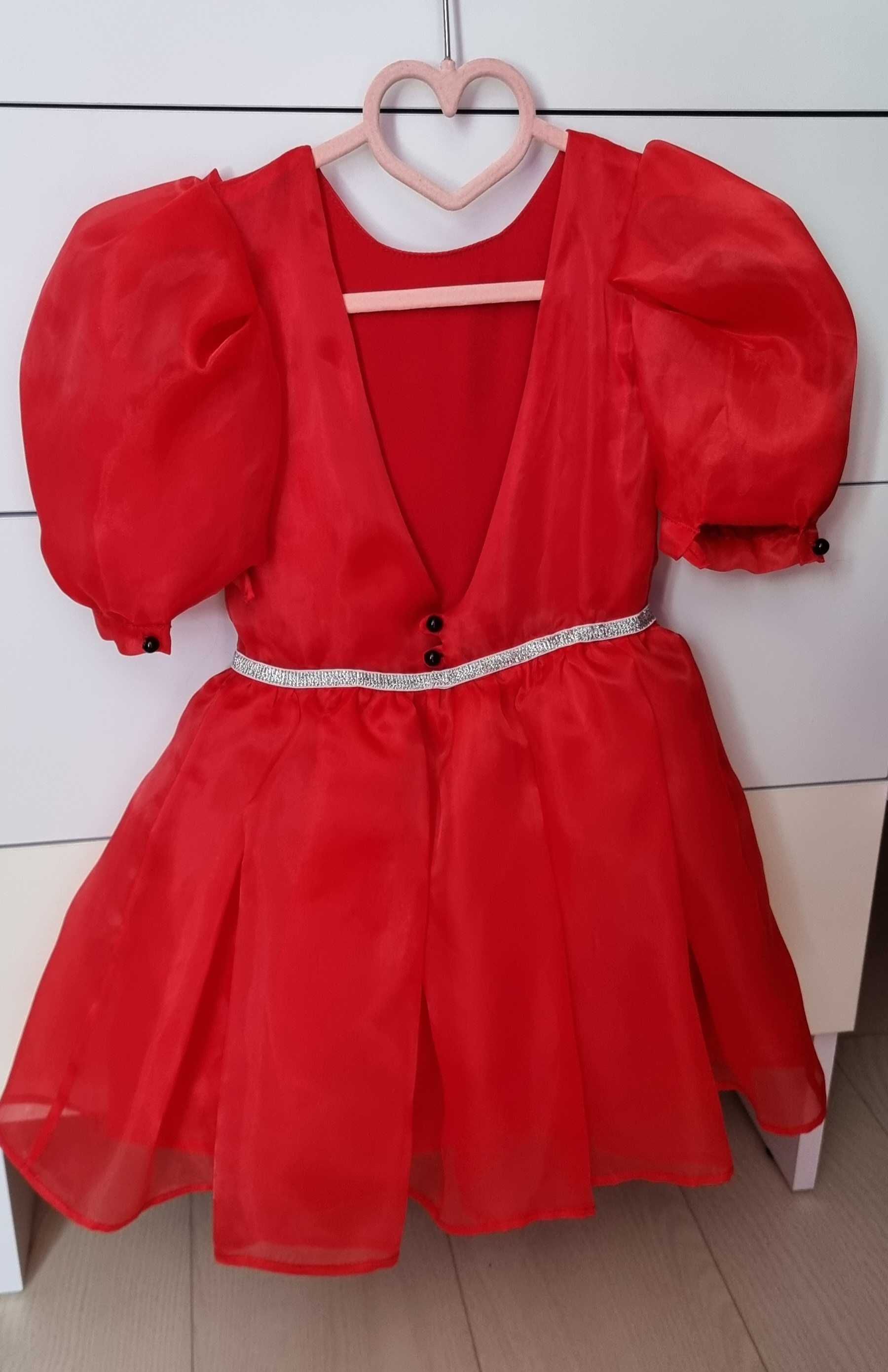 Платье нарядное красное 3-5лет 98-110см бардо 116 бежевое 98 б/у