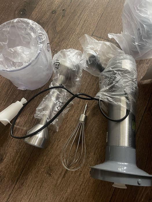 Продам блендер Xiaomi 4 в 1! Состояние нового!