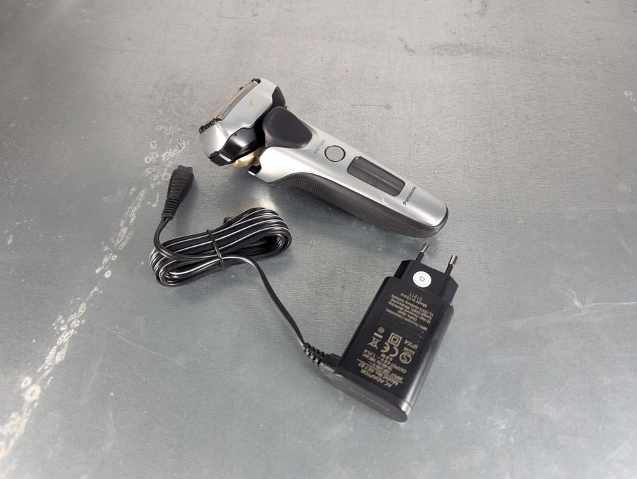 Panasonic golarka z trymerem ARC5 z zasilaczem ES-LV6N WET DRY