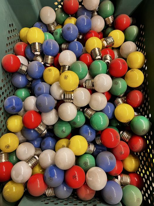 Лампочка жовта, біла, синя, червона, зелена