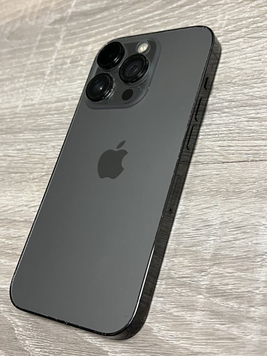 iPhone 14 Pro uszkodzony