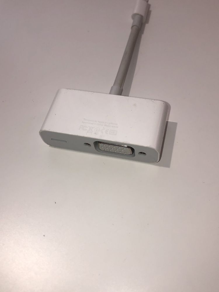 Adapter Apple lighting-D-Sub (VGA)