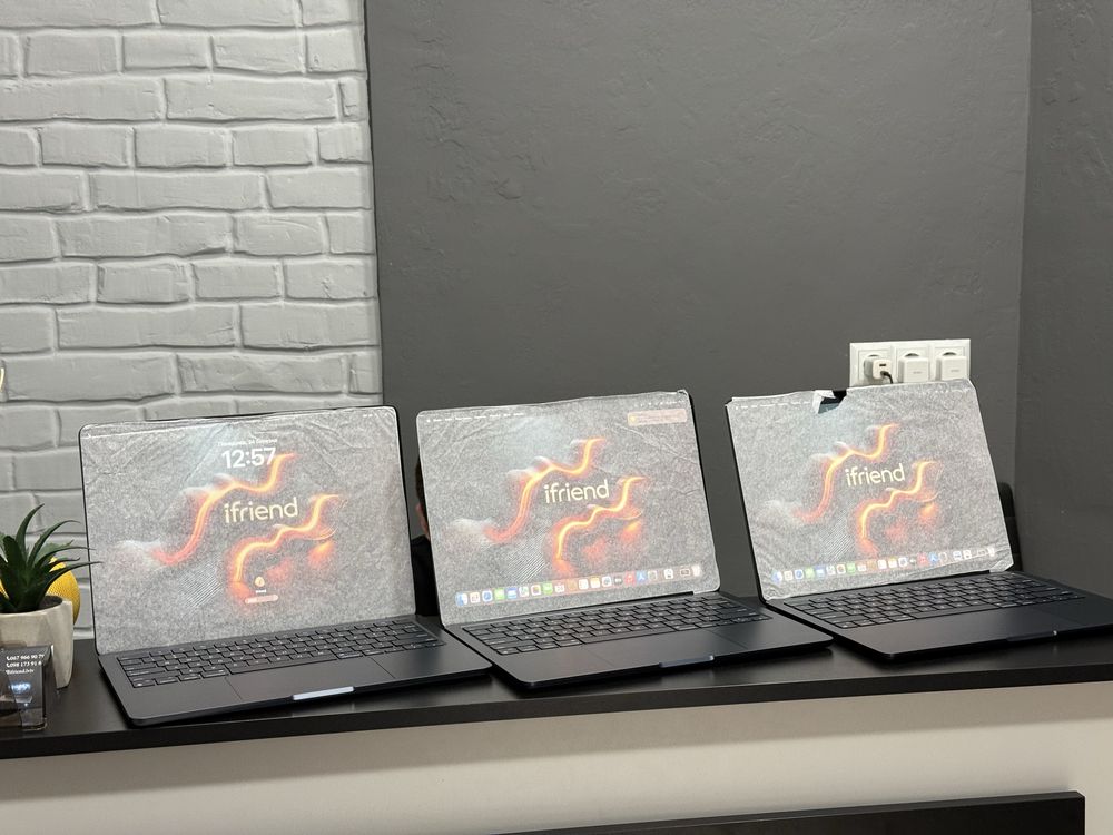 New Open Macbook Air M2 16/256gb midnight