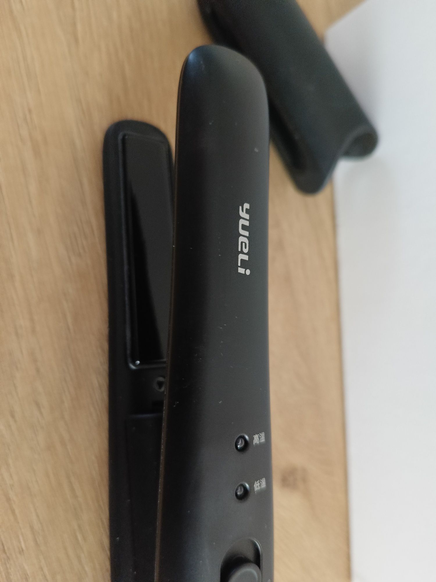 Безпровідний випрямлячYueLi Wireless Mini