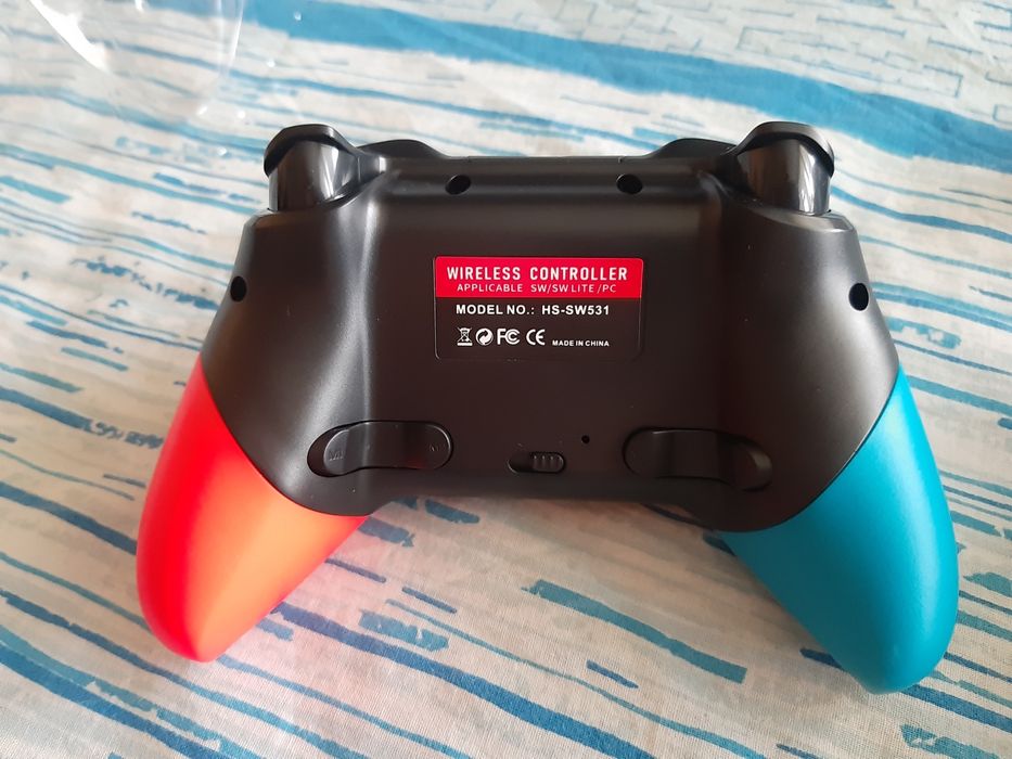 бездротовий контролер, сумісний з Nintendo Switch,Lite та ПК.