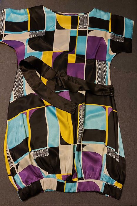 Sukienka elegancka - wzory geometryczne 38