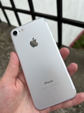 Iphone 7 32 Gb Silver Neverlock в ідеальному стані