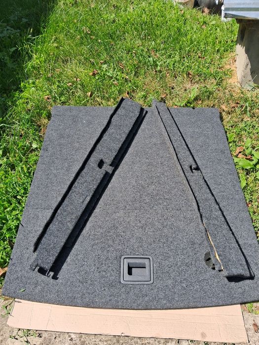 Подвійна підлога шкода октавія  А5