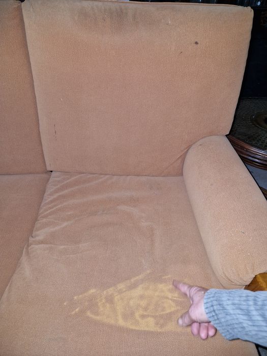 Sofá de três lugares