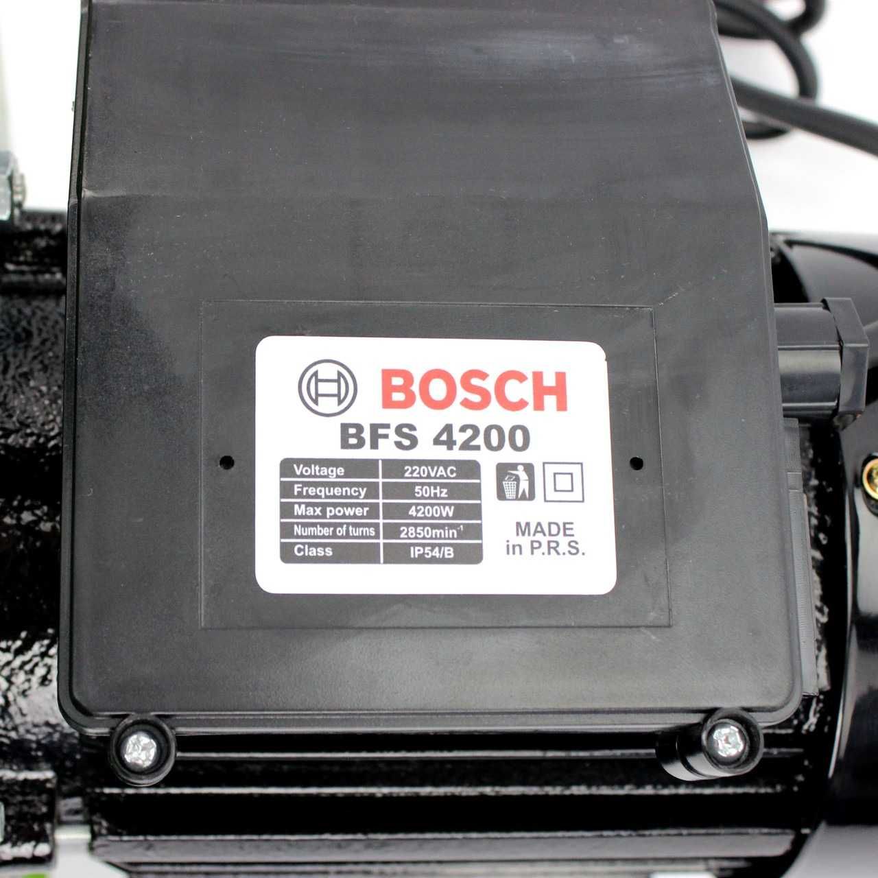 Зернодробарка Bosch BFS 4200 (4.2 кВт/230 кг/год) Кормоподрібнювач Бош