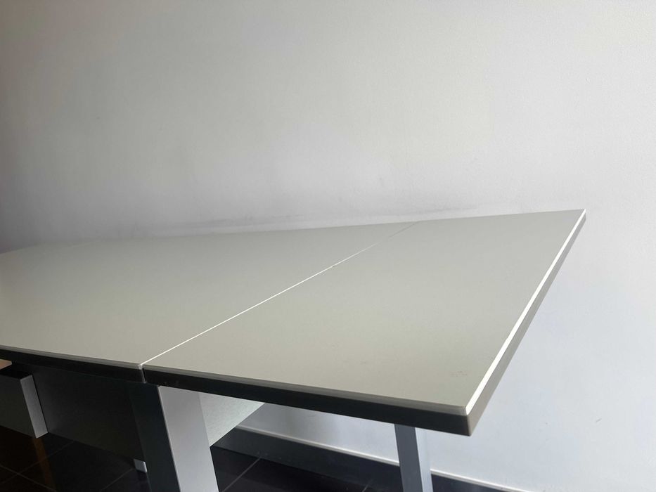 Mesa extensível branca