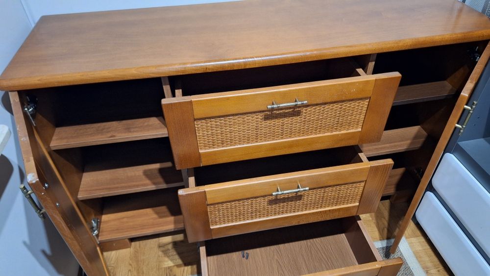 Komoda z litego drewna 150cm