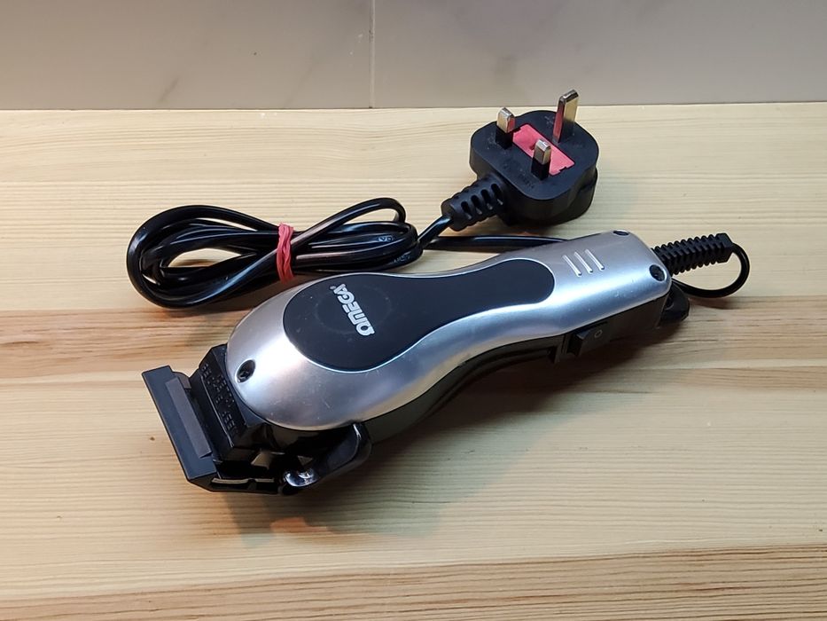 Машинка для стрижки Omega HC-06