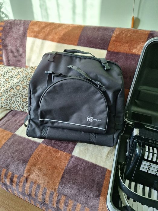 Akordeon Hohner 72 basy