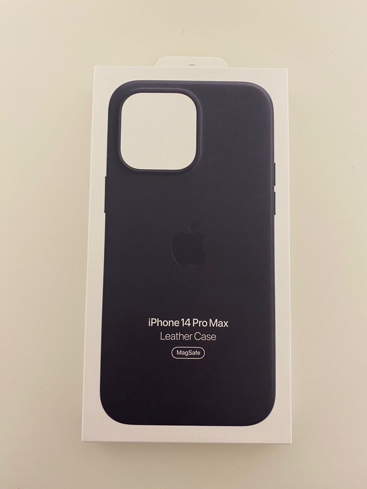 Оригінальний шкіряний чехол Apple iPhone 14 Pro Max Leather Case