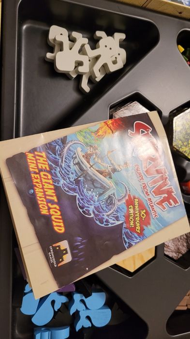 Survive Escape from Atlantis + Giant Squid mini expansion