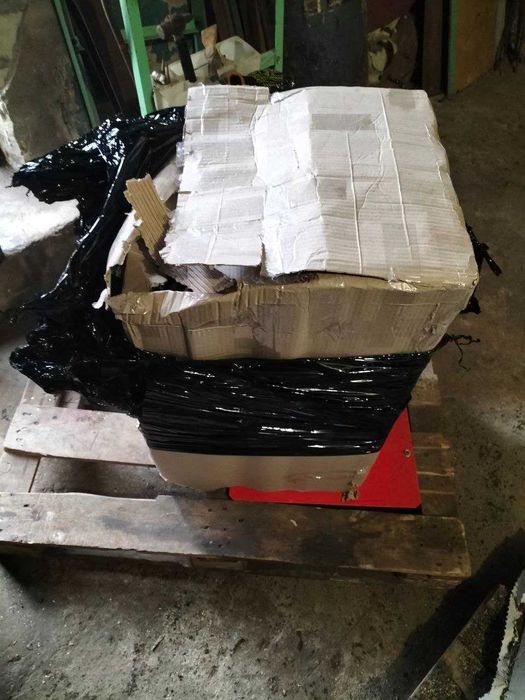 Заклепочник пневматичний для клепки гальмівних накладок + компрессор