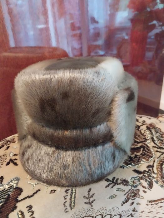 Шапка Фінка із нерпи чоловіча.