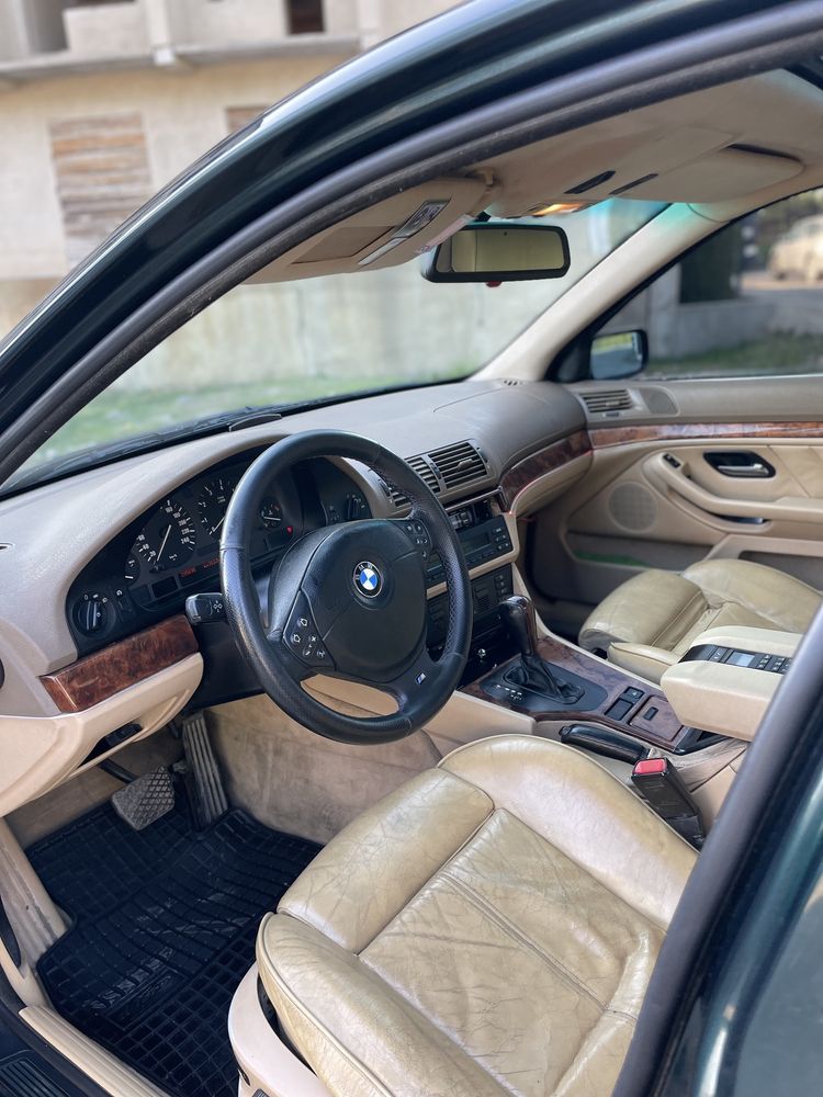 BMW e39 523i 2.5 Газ/Бензин