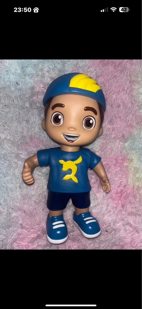 Boneco Luccas Netto 23x45x25 cm