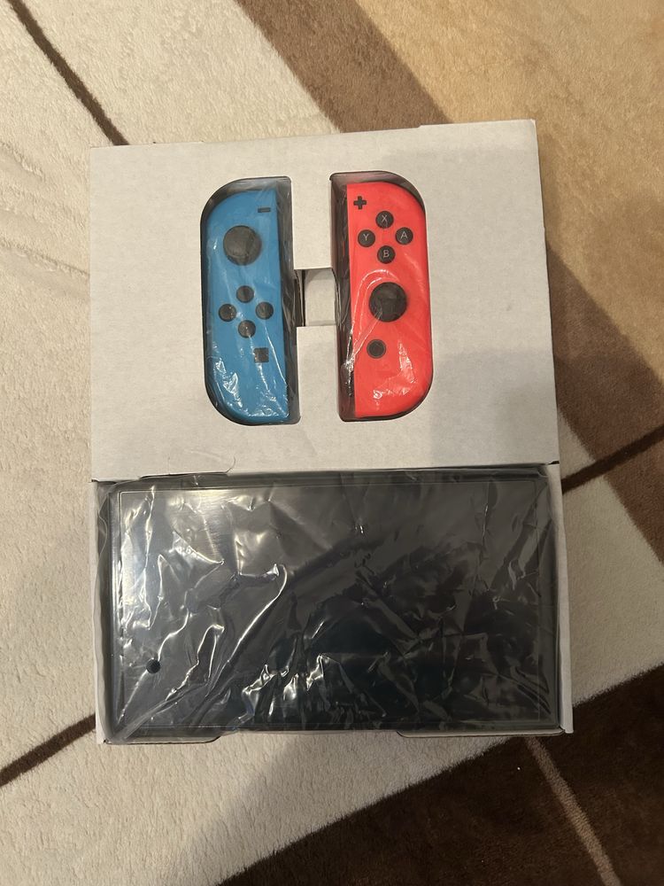 Sprzedam Nintendo Switch Oled + Pad pro Full zestaw