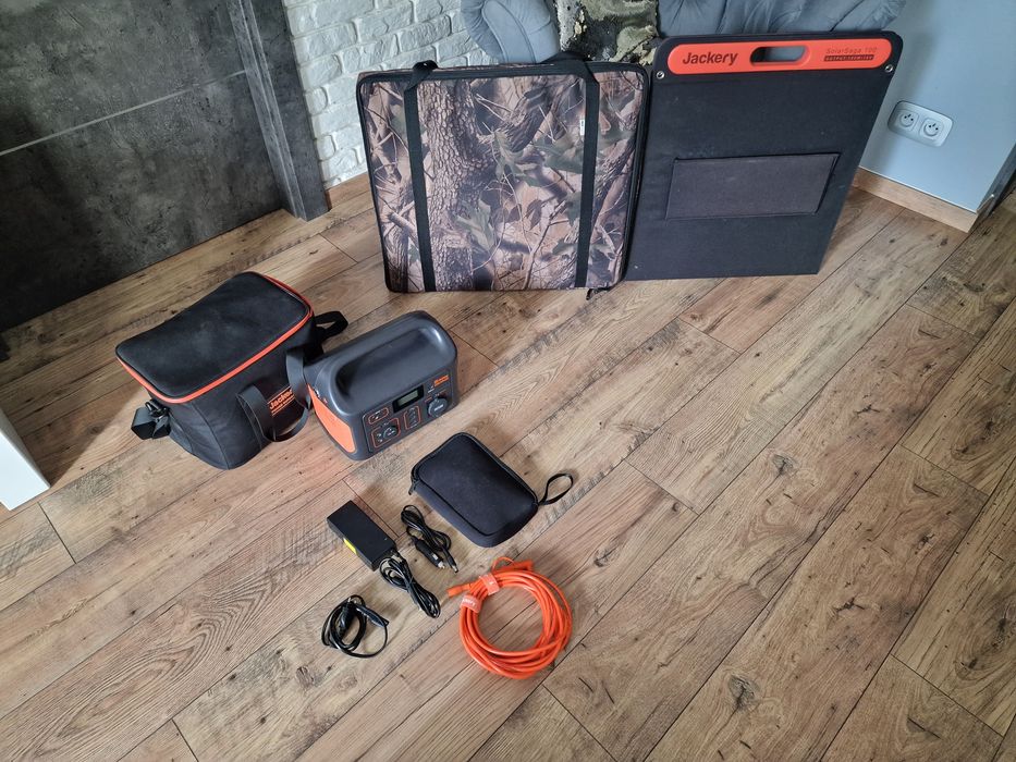 Komplet Jackery 500eu plus Jackery solar 100w