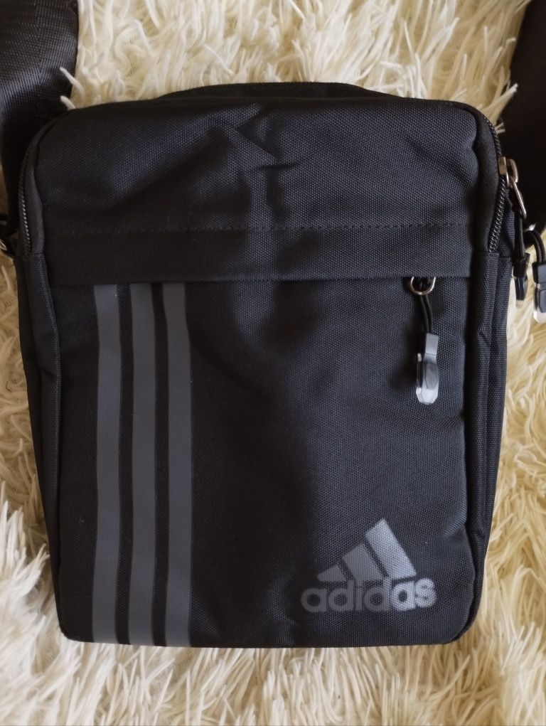 Сумка чорна adidas