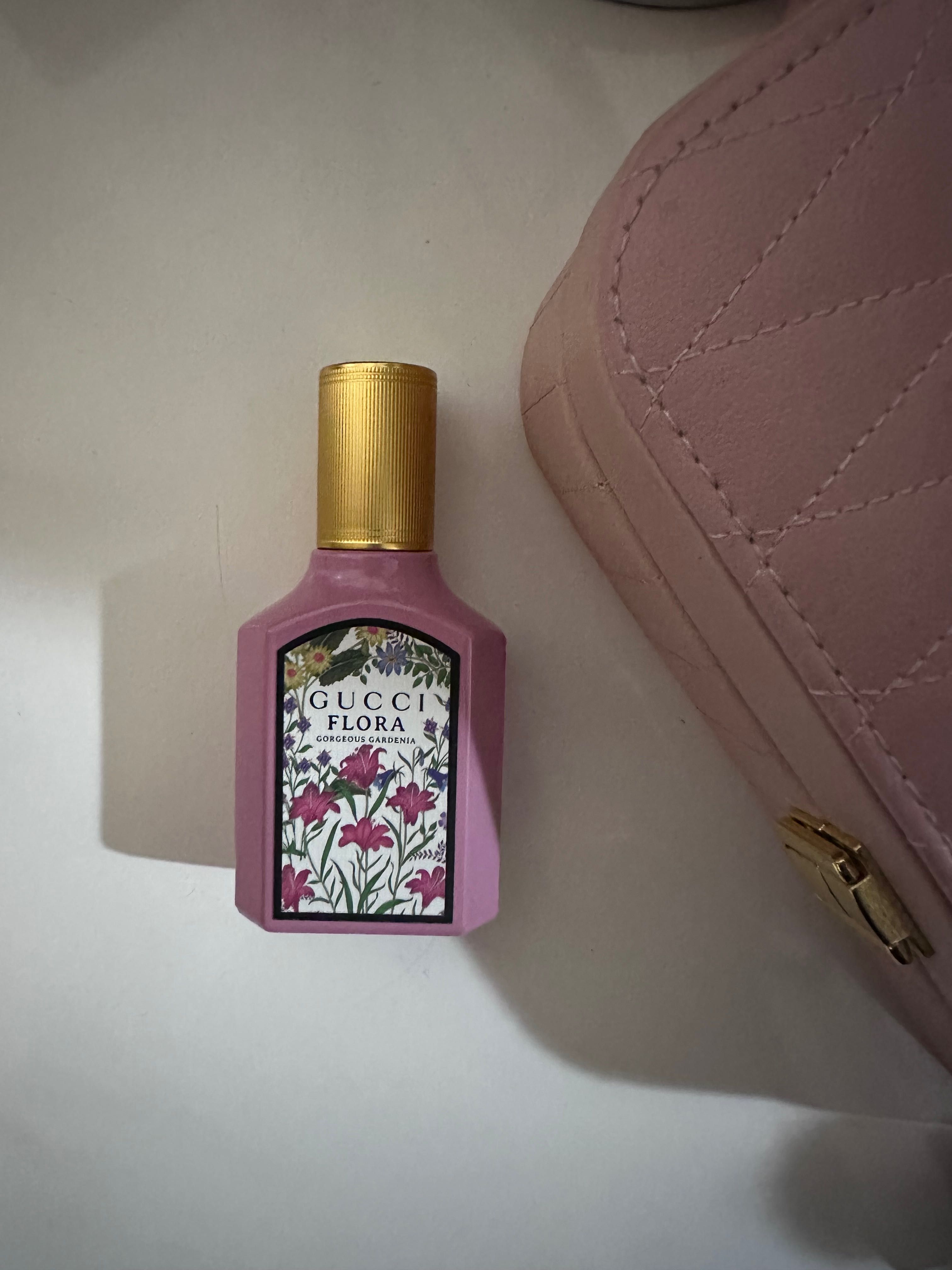 Продаю жіночі духи Gucci Flora 30 мл.