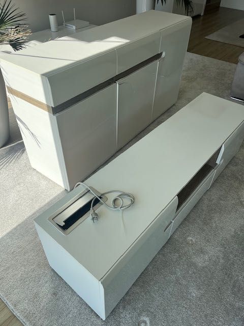 SZAFKA RTV plus KOMODA używane uszkodzone