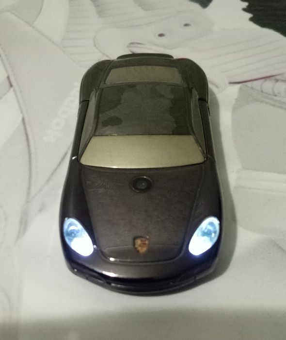 Телефон Porsche 911