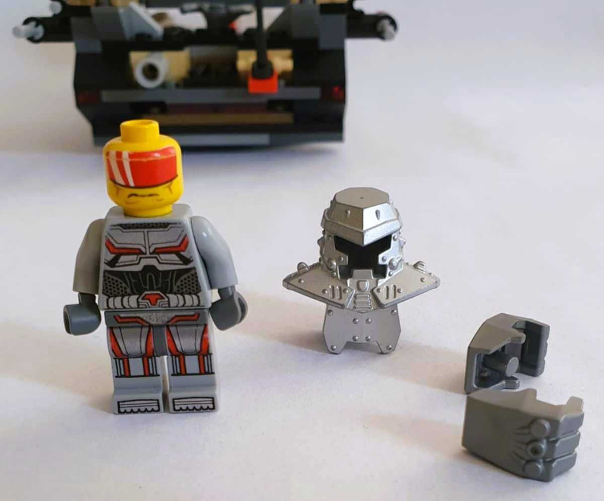 Klocki LEGO Ultra Agents 70161 - Pojazd Gąsienicowy