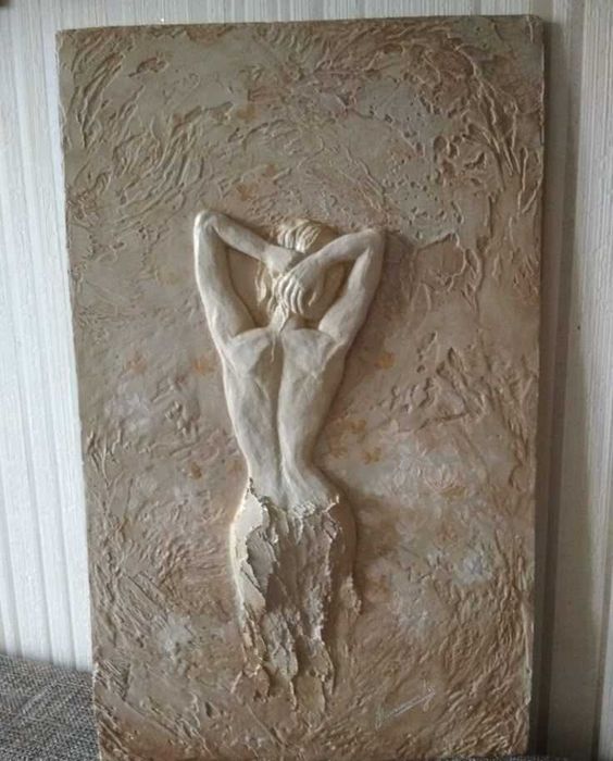 Картина Жіночий силует Барельєф