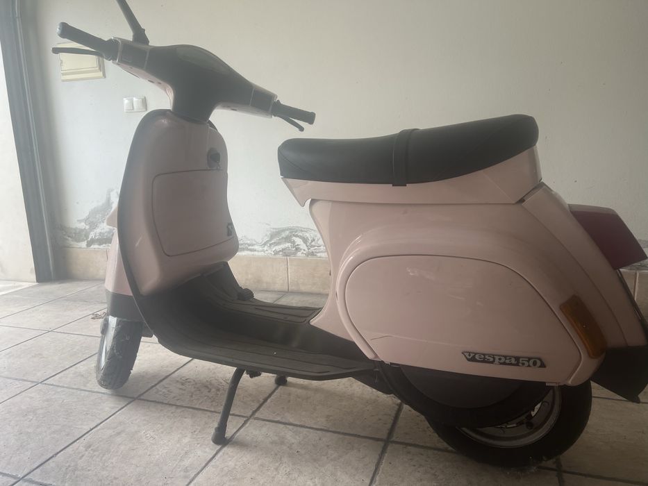 Vespa 50 toda reparada de 1990