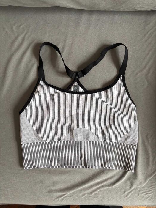 Спортивний топ Oysho