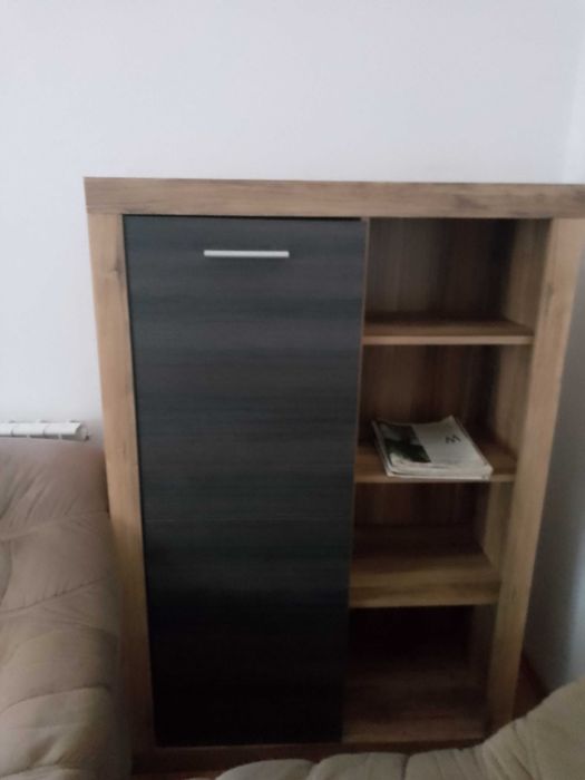 Nowy komplet do salonu 3 moduły + półki + niski stół.