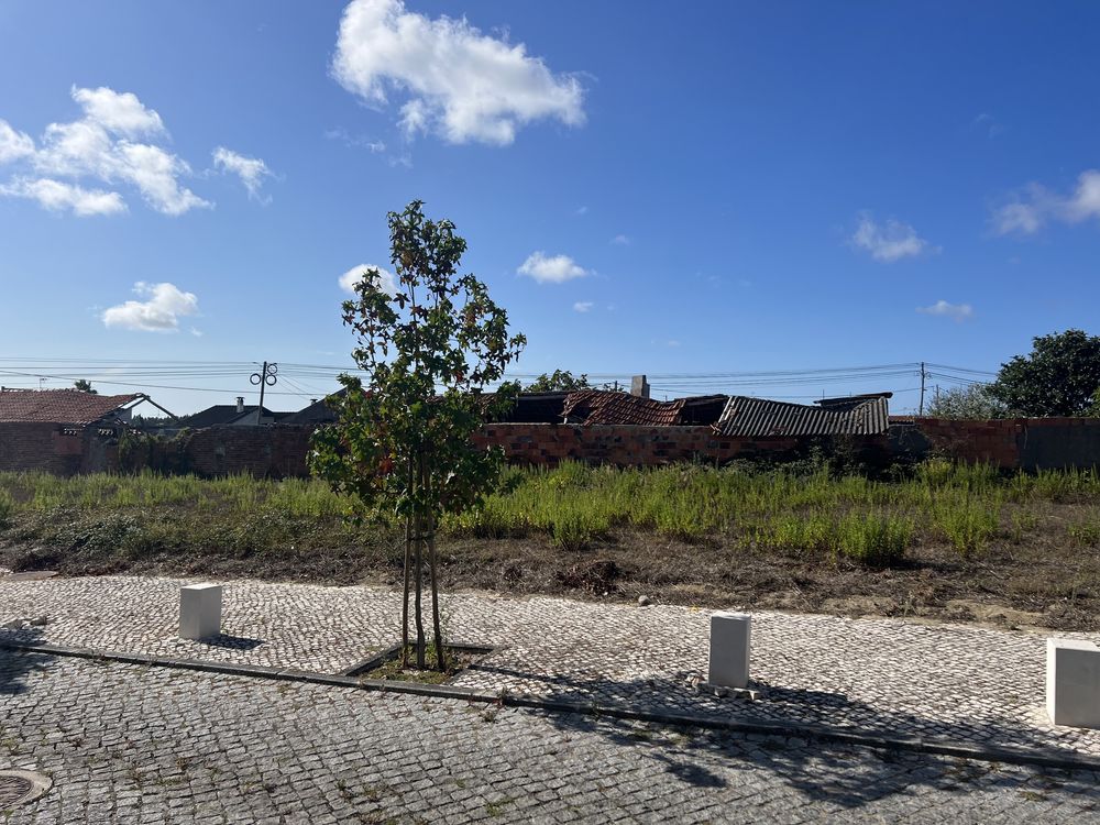 Terreno + Projeto - Moita (Marinha Grande)