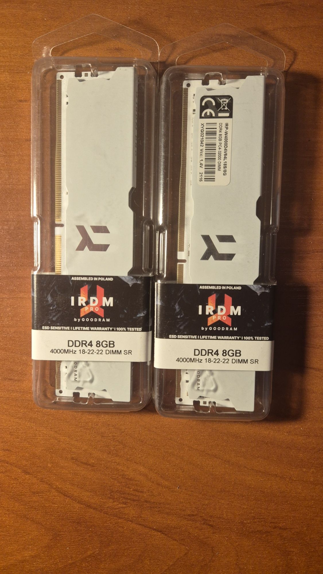 Оперативна пам'ять IRDM PRO DDR4 2x8GB 4000MHZ у хорошому стані