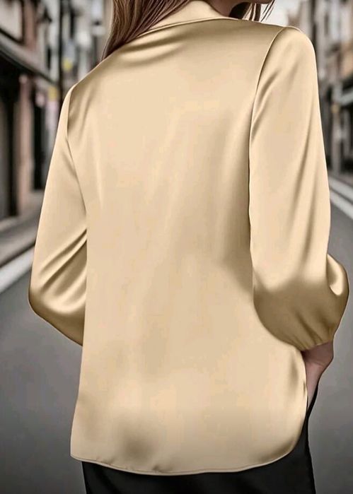 Elegante lindíssimo nova camisa de  Cetim  côr suave  nova