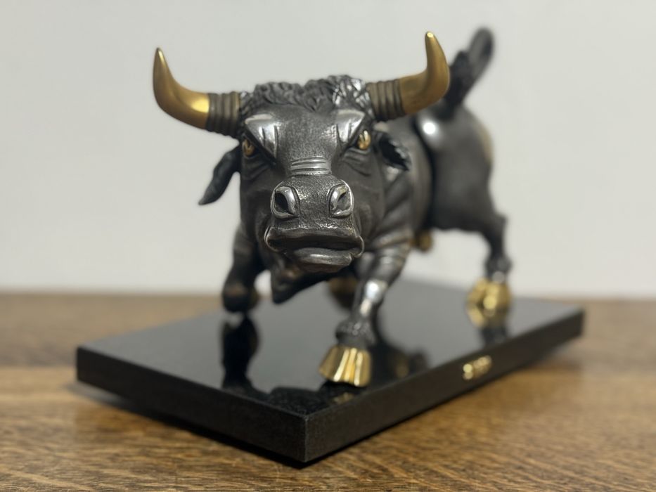 Фігурка механічна «Бик». Frank Meisler.