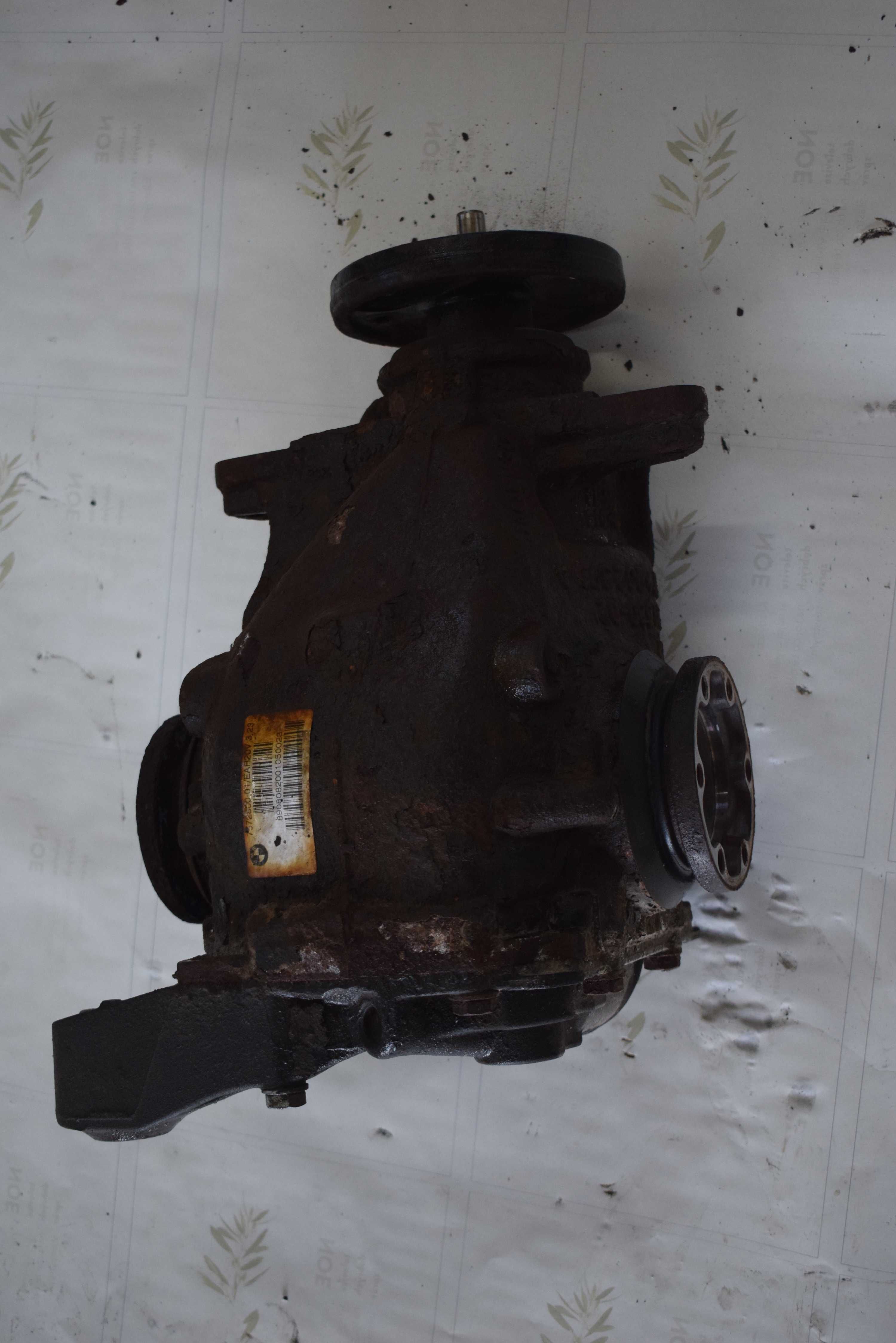 dyfer most tył tylny BMW 3 E91 E90 2.0 N47D20C 08r. 757.2800. 3.23