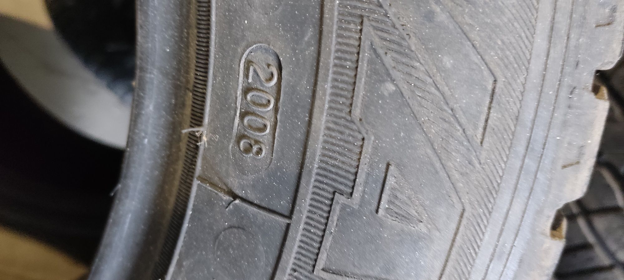 2szt 195 70r 15 c. Sava trenta m+s