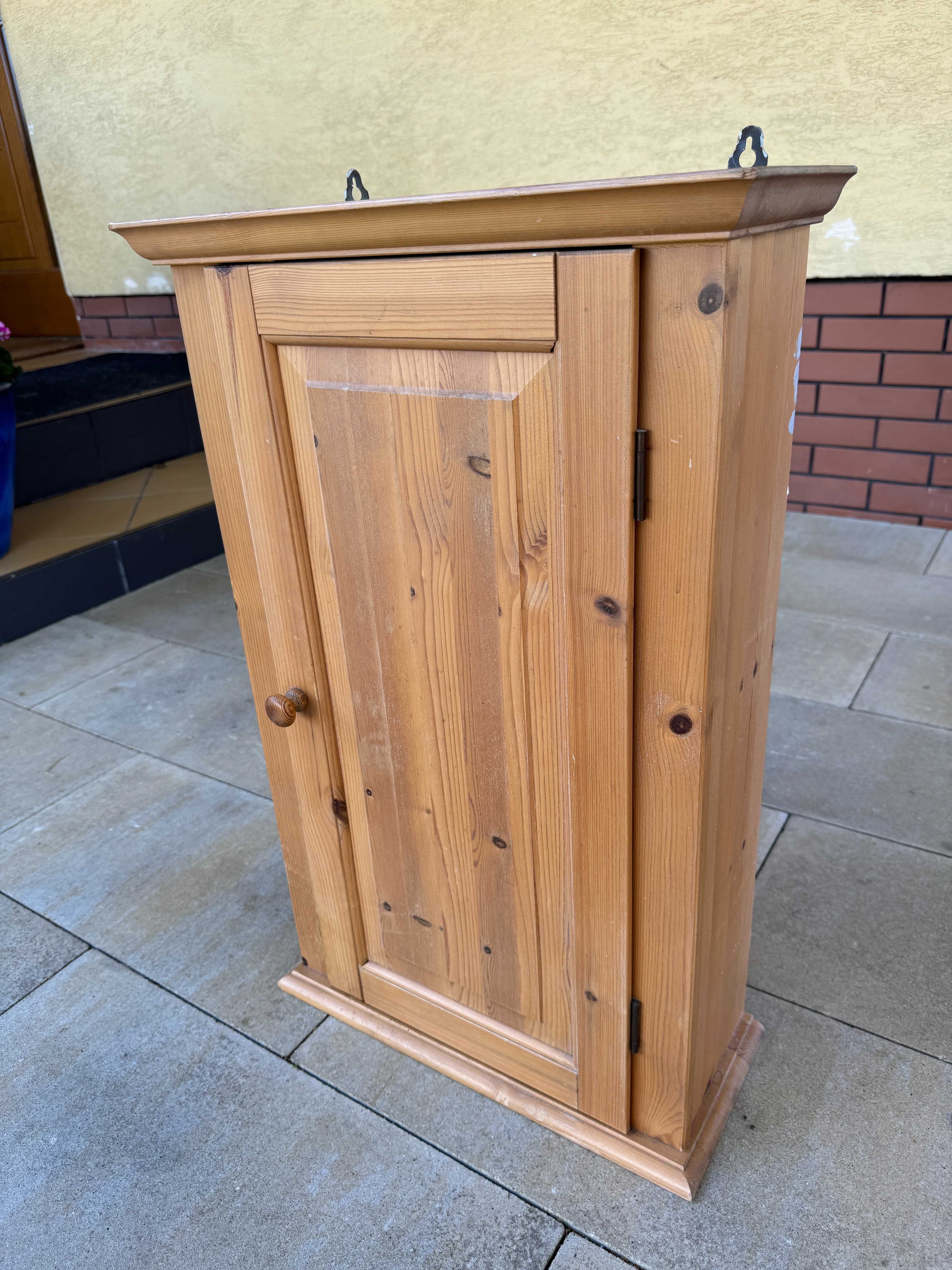 Szafka wisząca drewniana łazienkowa słupek meble szafeczka leksvik ike
